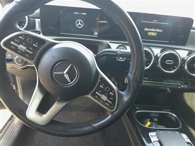 2019 Mercedes-Benz A 220 4MATIC - Photo 5 - Eugene, OR 97402