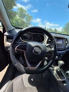 2016 Jeep Cherokee Latitude - Photo 3 - Eugene, OR 97402