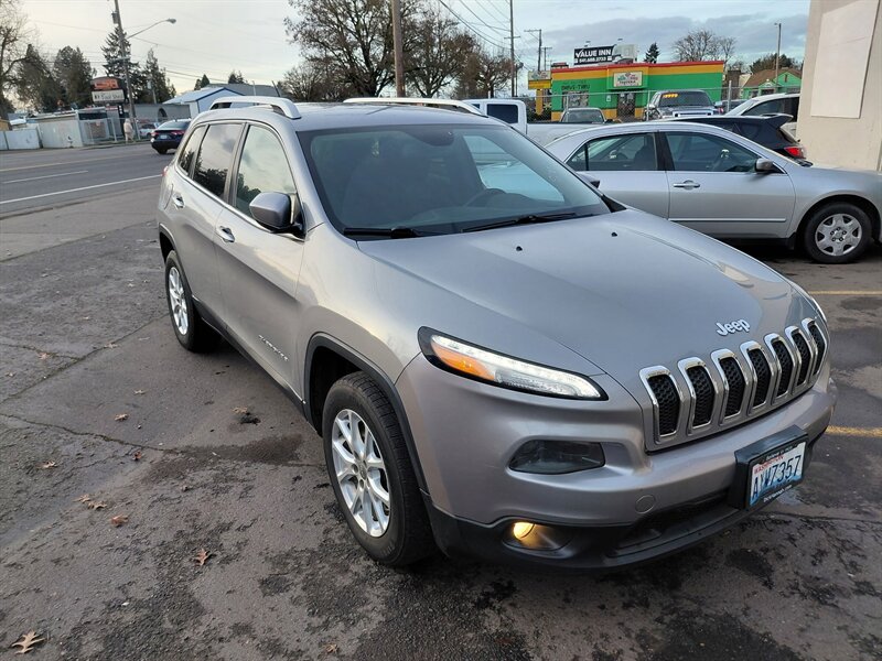 2014 Jeep Cherokee Latitude   - Photo 1 - Eugene, OR 97402