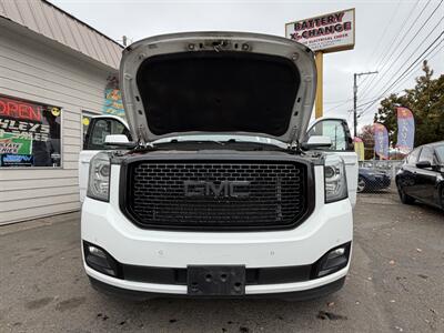2015 GMC Yukon XL Denali - Photo 5 - Eugene, OR 97402