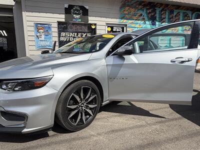 2017 Chevrolet Malibu LT   - Photo 8 - Eugene, OR 97402