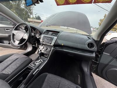 2010 Mazda Mazda6 i Touring - Photo 12 - Eugene, OR 97402