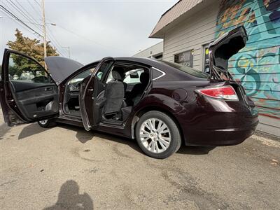 2010 Mazda Mazda6 i Touring - Photo 7 - Eugene, OR 97402