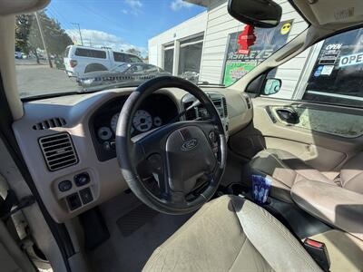 2004 Ford Escape Limited - Photo 10 - Eugene, OR 97402