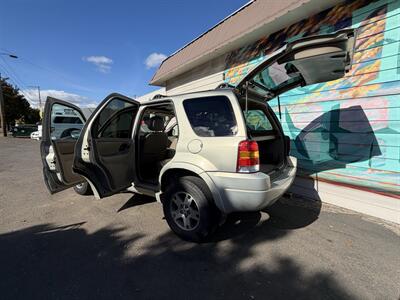 2004 Ford Escape Limited - Photo 7 - Eugene, OR 97402