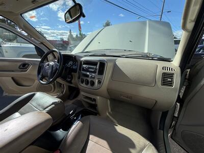 2004 Ford Escape Limited - Photo 13 - Eugene, OR 97402