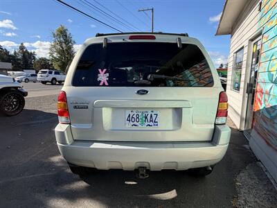 2004 Ford Escape Limited - Photo 4 - Eugene, OR 97402