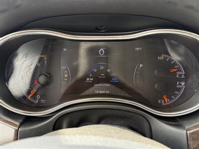 2015 Jeep Grand Cherokee Laredo   - Photo 20 - Eugene, OR 97402