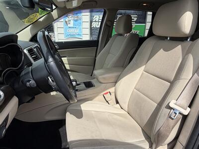 2015 Jeep Grand Cherokee Laredo   - Photo 12 - Eugene, OR 97402