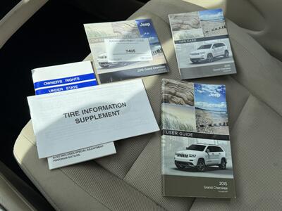 2015 Jeep Grand Cherokee Laredo   - Photo 19 - Eugene, OR 97402