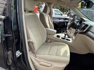 2015 Jeep Grand Cherokee Laredo   - Photo 14 - Eugene, OR 97402