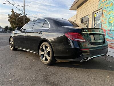 2018 Mercedes-Benz E 300 4MATIC - Photo 3 - Eugene, OR 97402