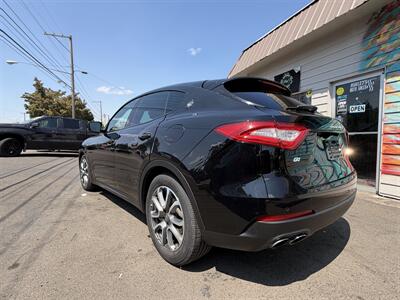 2018 Maserati Levante - Photo 3 - Eugene, OR 97402