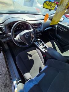 2013 Nissan Altima 2.5   - Photo 2 - Eugene, OR 97402