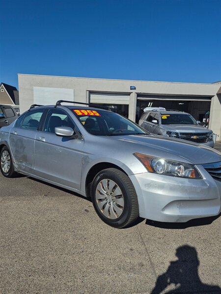 2012 Honda Accord LX   - Photo 1 - Eugene, OR 97402