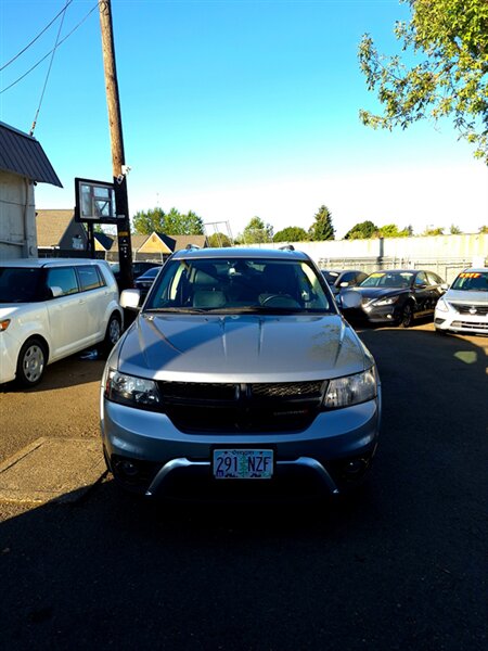2020 Dodge Journey Crossroad  