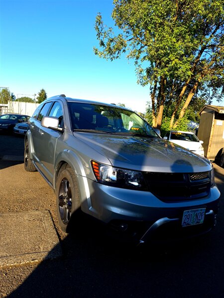 2020 Dodge Journey Crossroad  