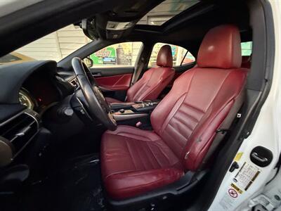 2014 Lexus IS 250   - Photo 12 - Eugene, OR 97402