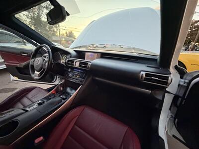 2014 Lexus IS 250   - Photo 9 - Eugene, OR 97402