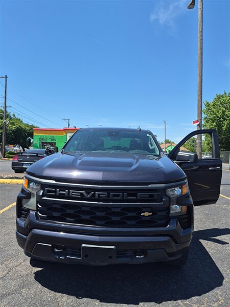 2023 Chevrolet Silverado 1500 Custom   - Photo 1 - Eugene, OR 97402