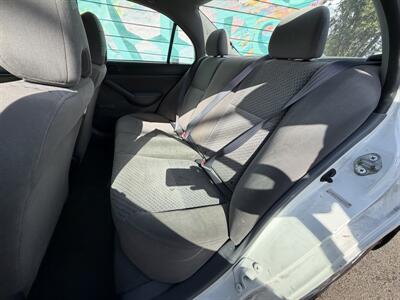 2004 Honda Civic Value Package - Photo 16 - Eugene, OR 97402