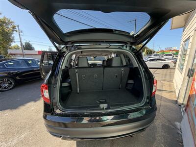 2022 Honda Pilot SE   - Photo 9 - Eugene, OR 97402