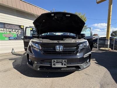 2022 Honda Pilot SE   - Photo 4 - Eugene, OR 97402
