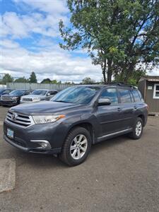 2012 Toyota Highlander   - Photo 1 - Eugene, OR 97402