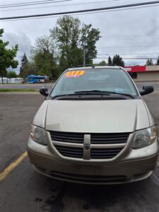 2005 Dodge Grand Caravan SE   - Photo 2 - Eugene, OR 97402