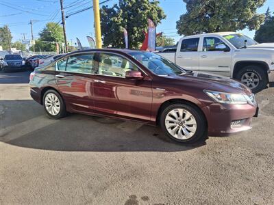2015 Honda Accord Hybrid EX-L - Photo 8 - Eugene, OR 97402