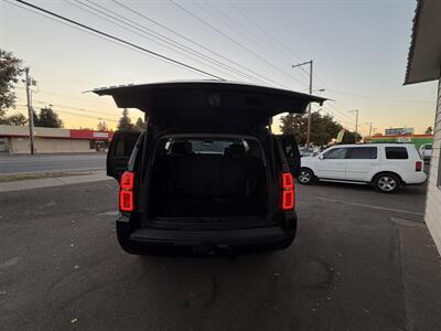 2015 Chevrolet Tahoe LT   - Photo 10 - Eugene, OR 97402