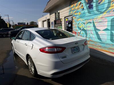 2013 Ford Fusion Energi SE - Photo 6 - Eugene, OR 97402