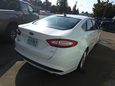 2013 Ford Fusion Energi SE - Photo 8 - Eugene, OR 97402