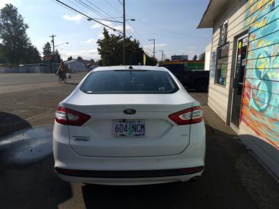 2013 Ford Fusion Energi SE - Photo 7 - Eugene, OR 97402