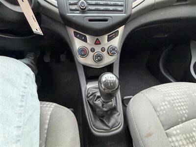 2014 Chevrolet Sonic LS Manual - Photo 16 - Eugene, OR 97402