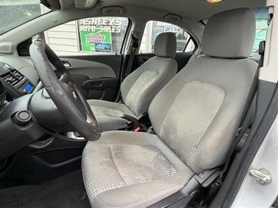 2014 Chevrolet Sonic LS Manual - Photo 11 - Eugene, OR 97402