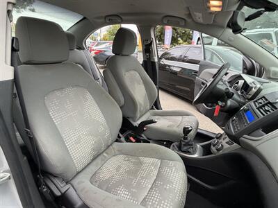 2014 Chevrolet Sonic LS Manual - Photo 9 - Eugene, OR 97402