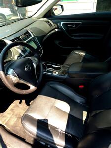2017 Nissan Altima 2.5 - Photo 4 - Eugene, OR 97402
