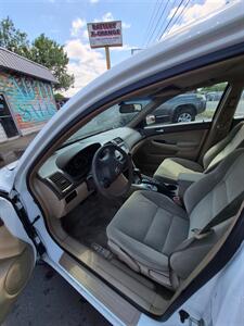 2006 Honda Accord LX Special Edition   - Photo 2 - Eugene, OR 97402