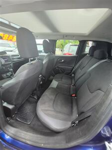 2018 Jeep Renegade Latitude   - Photo 3 - Eugene, OR 97402