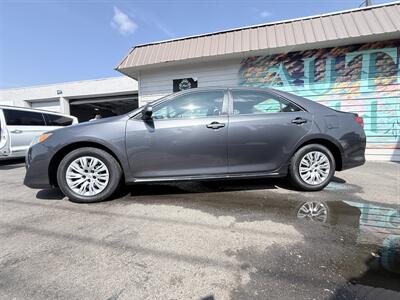 2012 Toyota Camry LE - Photo 2 - Eugene, OR 97402