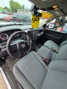 2018 RAM 1500 Tradesman   - Photo 2 - Eugene, OR 97402