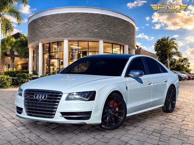 2014 Audi S8 4.0T quattro  