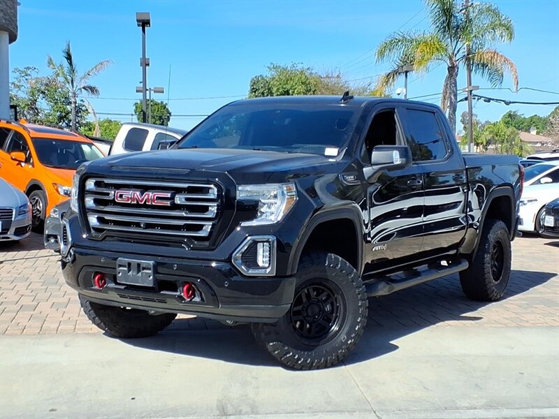 2020 GMC Sierra 1500 AT4  Fabtech Lift KMC Wheels One Owner