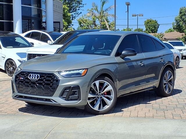2023 Audi SQ5 Prestige quattro  Dynamic Steering, Nappa Leather, 21 Optic Wheels, Navigation