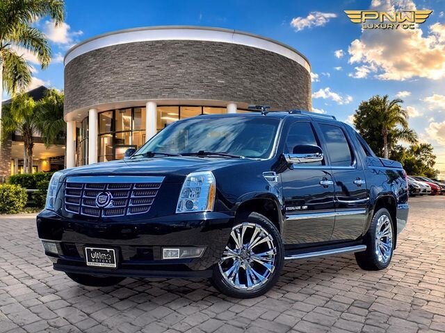 2012 Cadillac Escalade Luxury  
