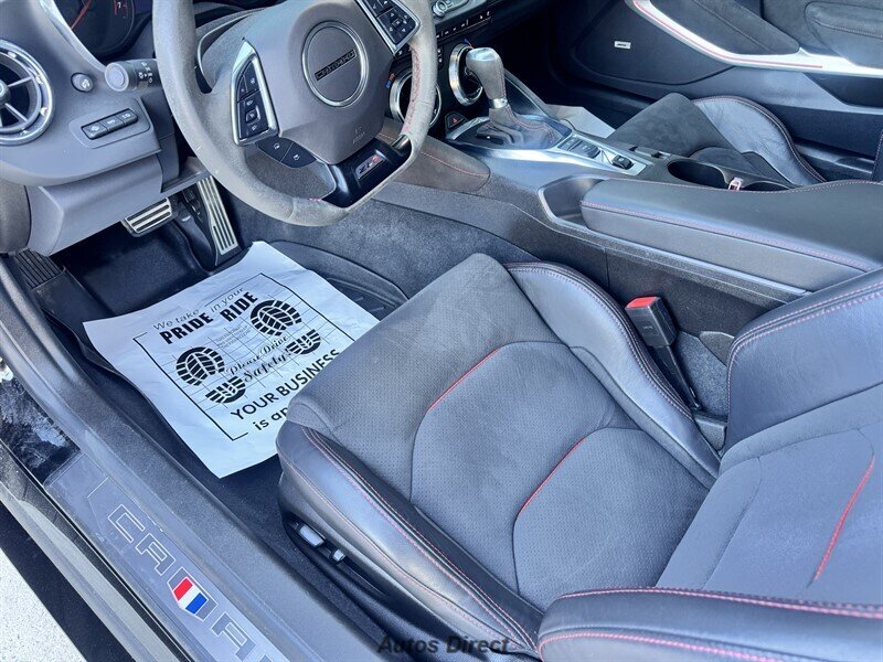 2023 Chevrolet Camaro ZL1 - Photo 14