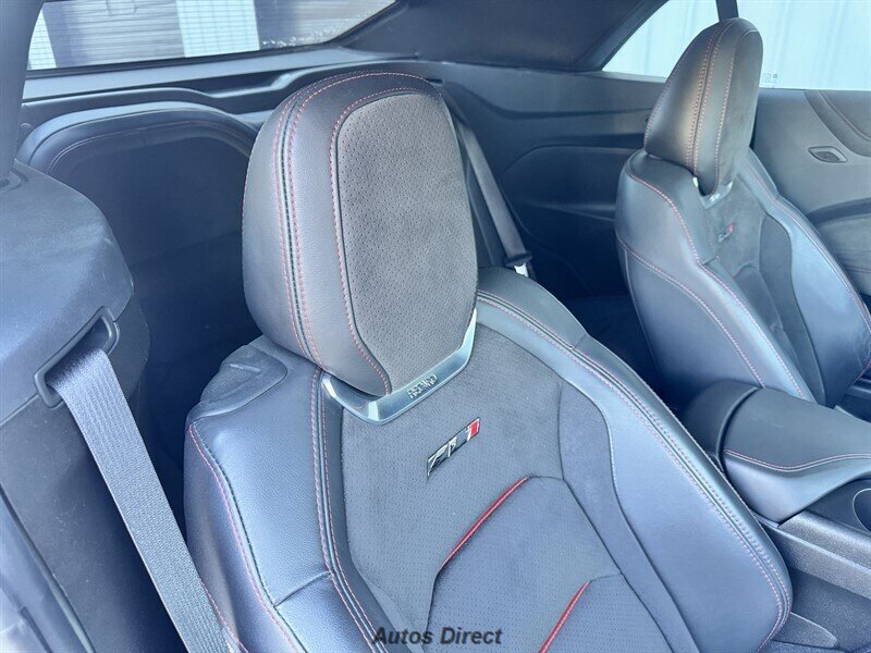 2023 Chevrolet Camaro ZL1 - Photo 21