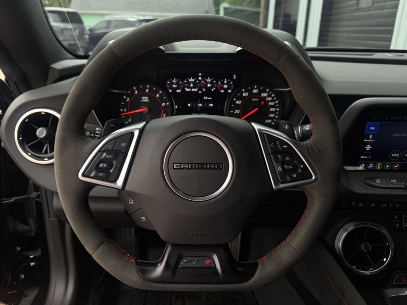 2023 Chevrolet Camaro ZL1 - Photo 21