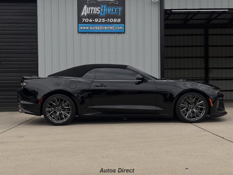 2023 Chevrolet Camaro ZL1 - Photo 6